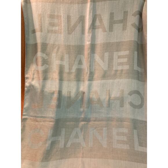 Chanel Cashmere Silk Wool Scarf ~ Iconic Logo Print Fringe ~ Ultra Soft Luxury - Picture 10 of 10